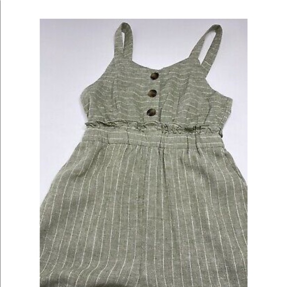 Romeo and Juliet Couture Linen Jumpsuit - Picture 6 of 7